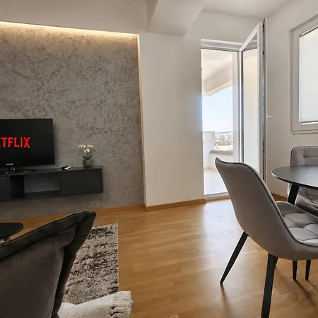 Apartment Modern Luxury - Prime Location - Free Parking Skopje